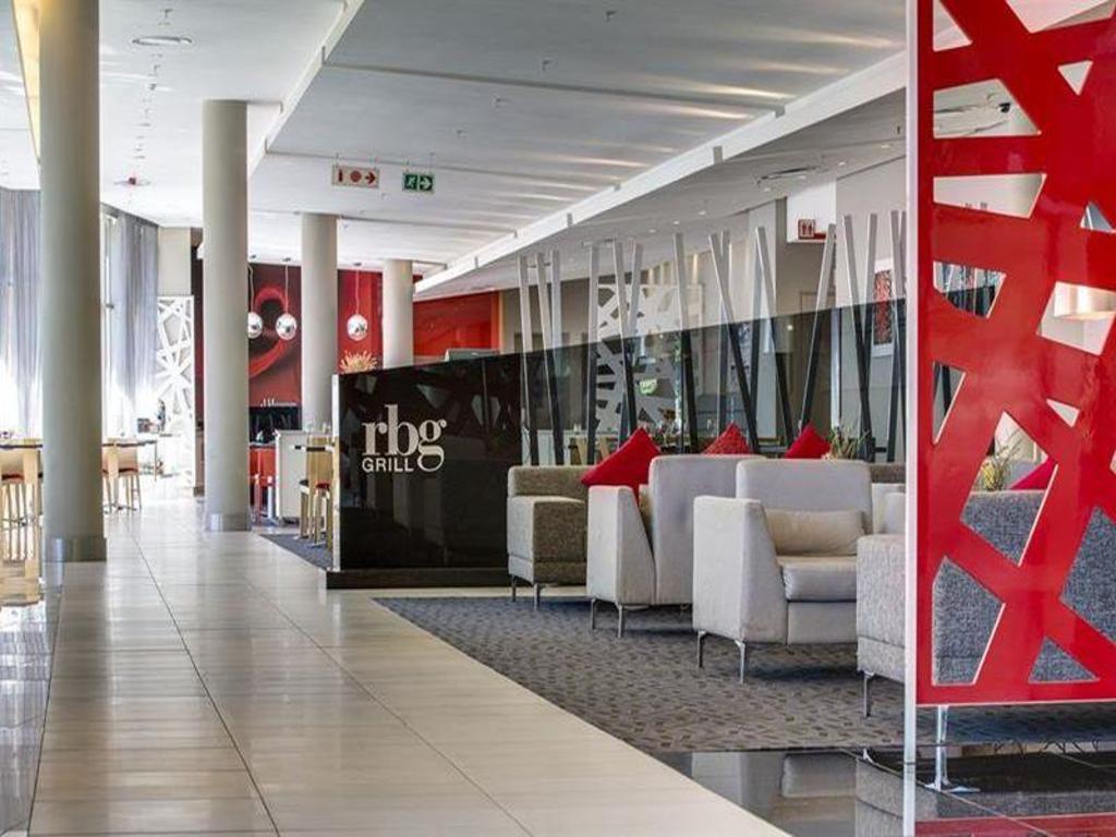 Park Inn by Radisson Sandton Park Inn by Radisson Sandton