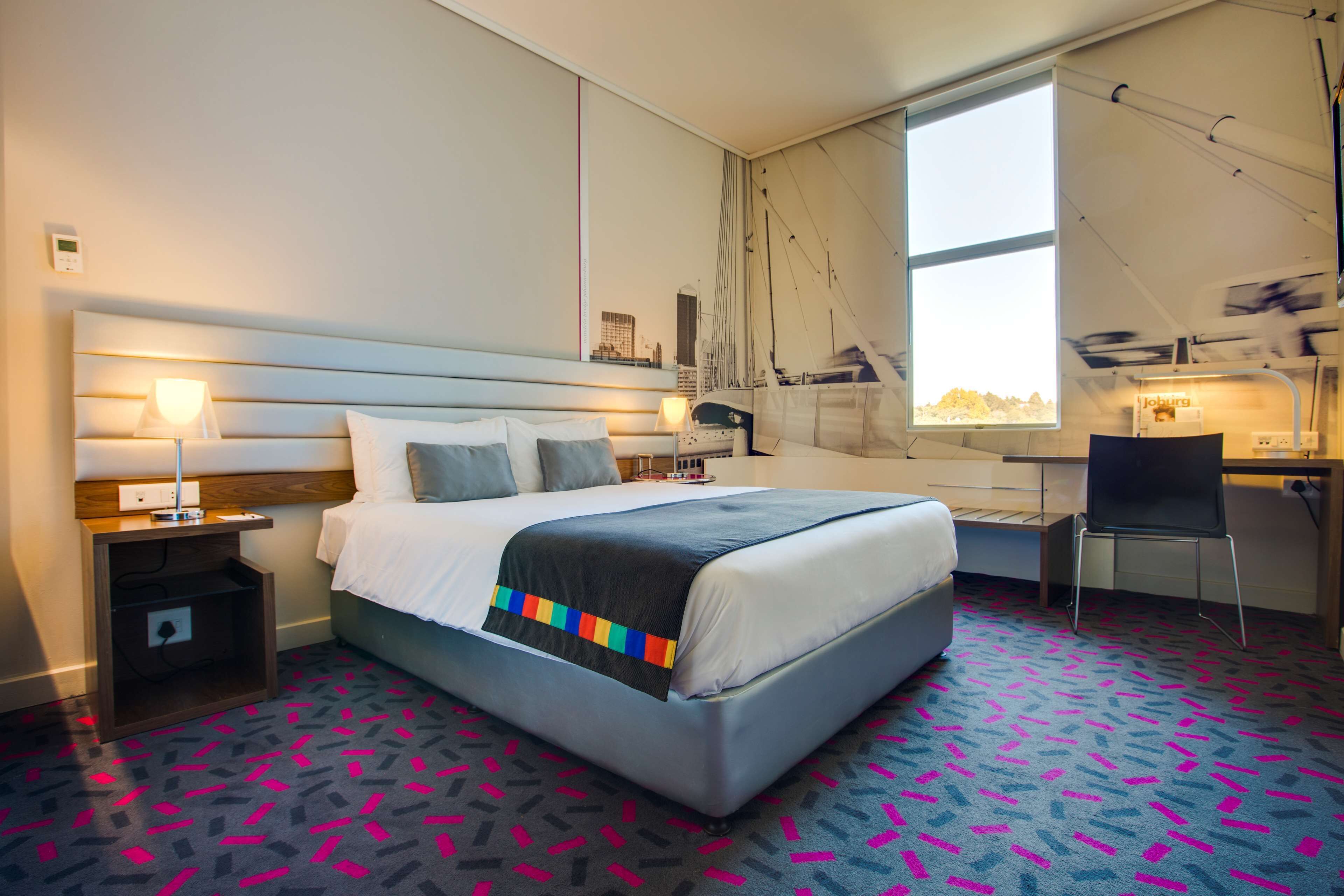 Park Inn by Radisson Sandton Park Inn by Radisson Sandton