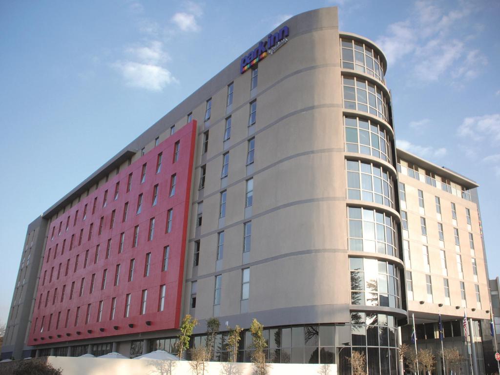Park Inn by Radisson Sandton Park Inn by Radisson Sandton
