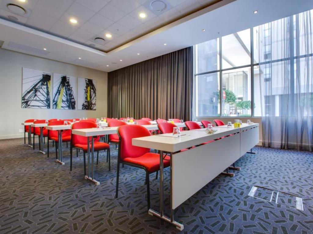 Park Inn by Radisson Sandton Park Inn by Radisson Sandton