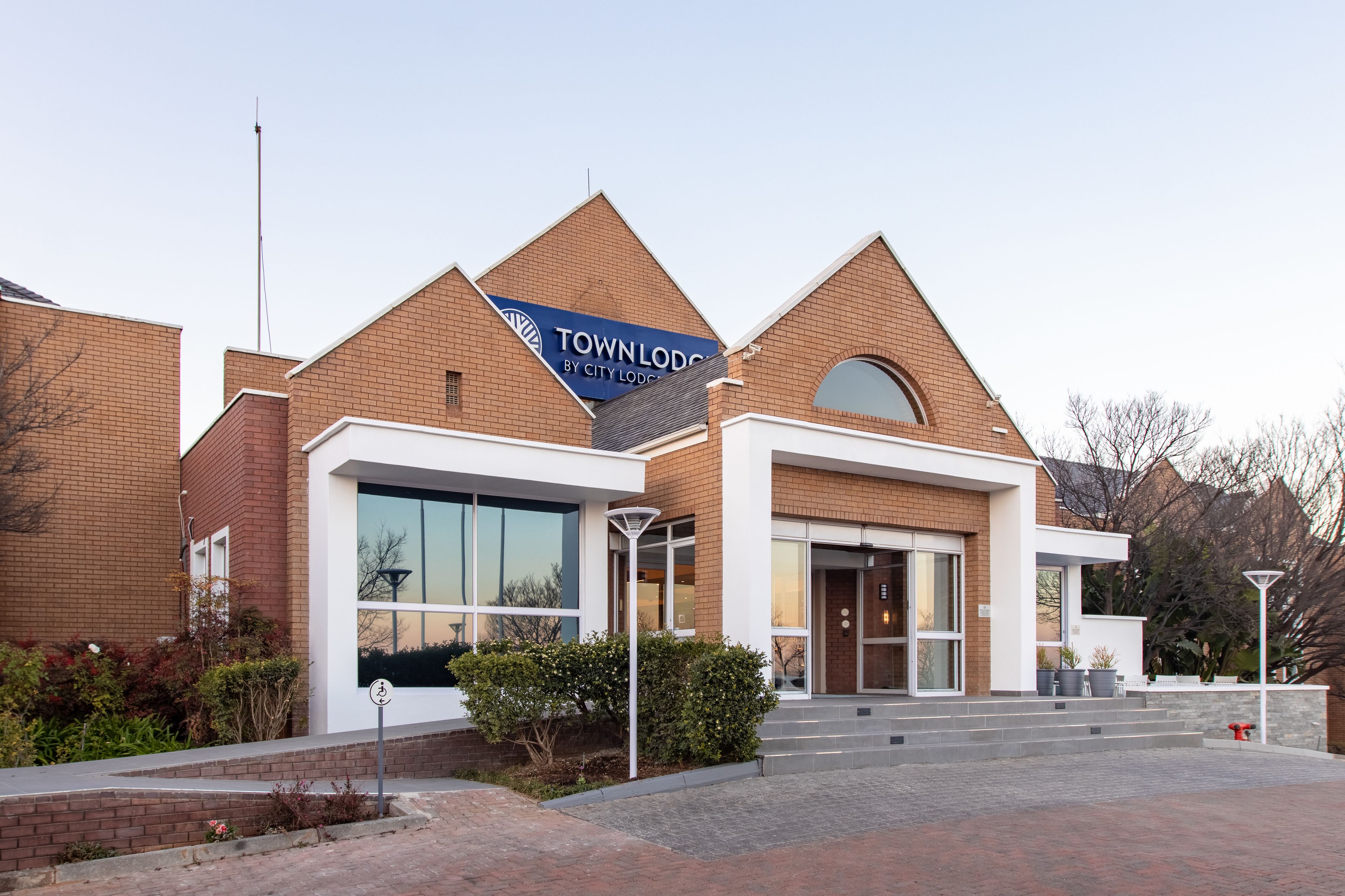 Town Lodge Johannesburg Airport Town Lodge Johannesburg Airport