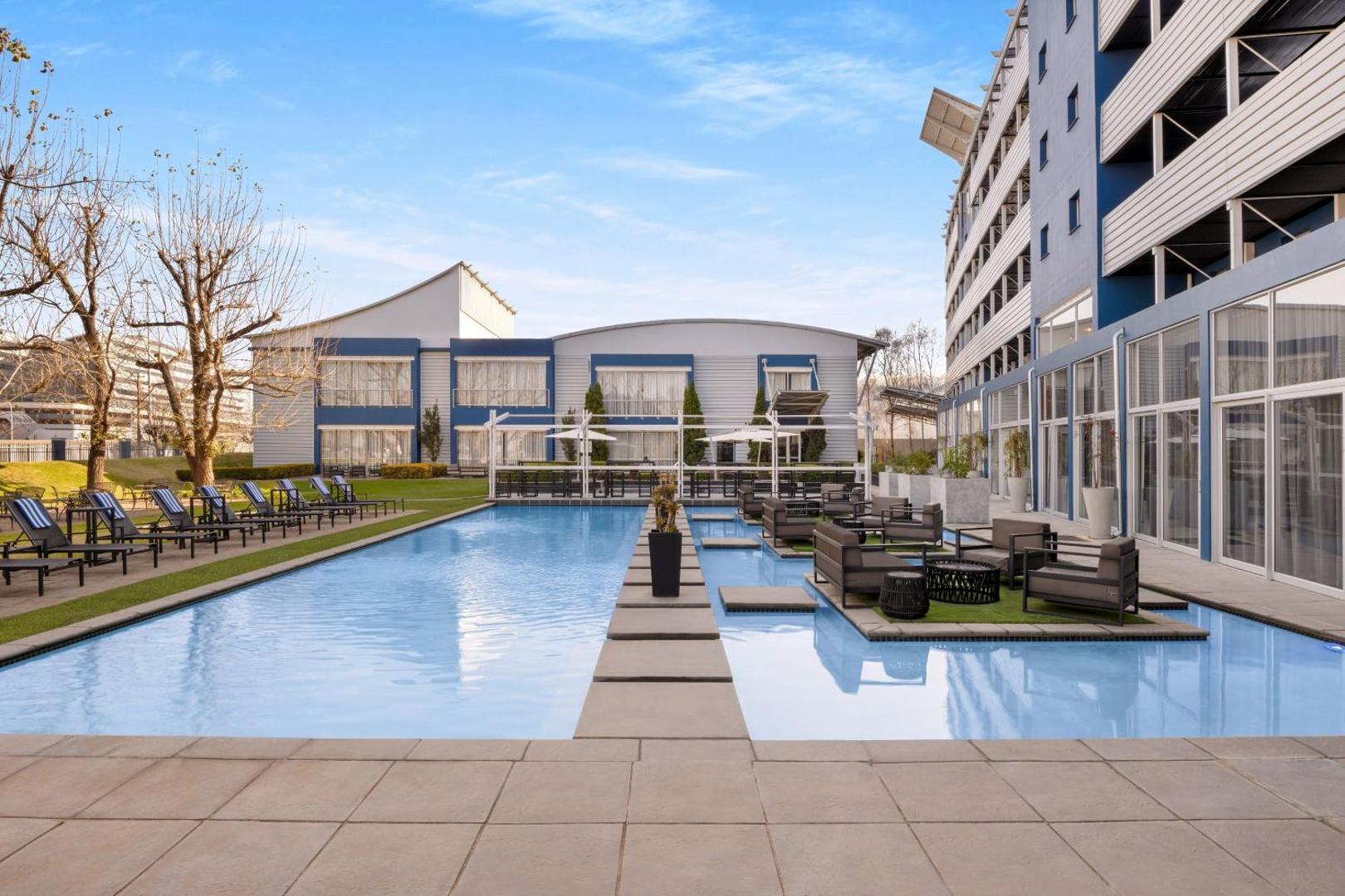 Protea Hotel O.R. Tambo Airport Protea Hotel O.R. Tambo Airport