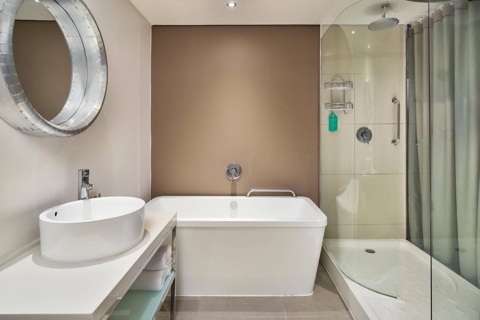 Protea Hotel O.R. Tambo Airport Protea Hotel O.R. Tambo Airport