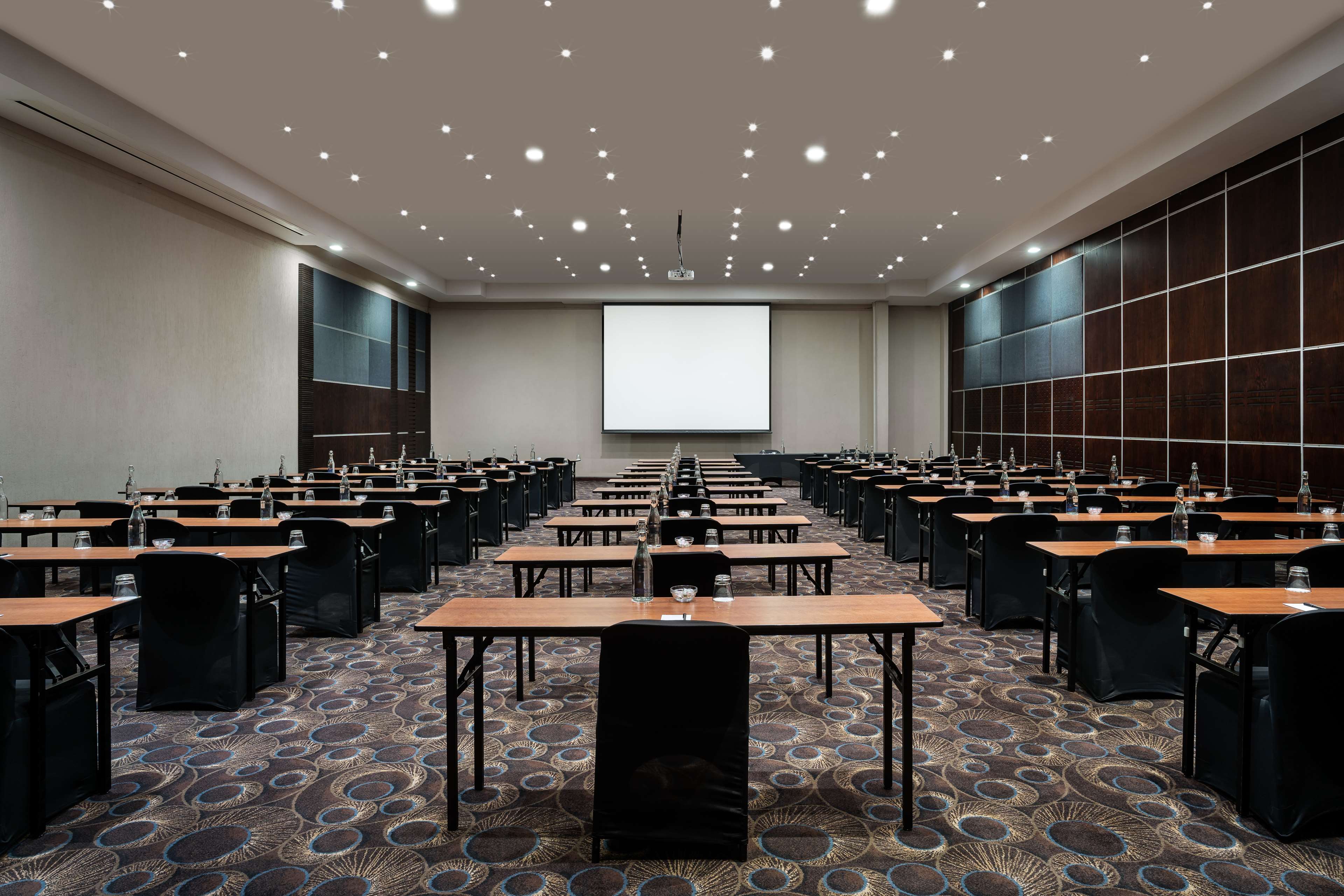 Protea Hotel O.R. Tambo Airport Protea Hotel O.R. Tambo Airport