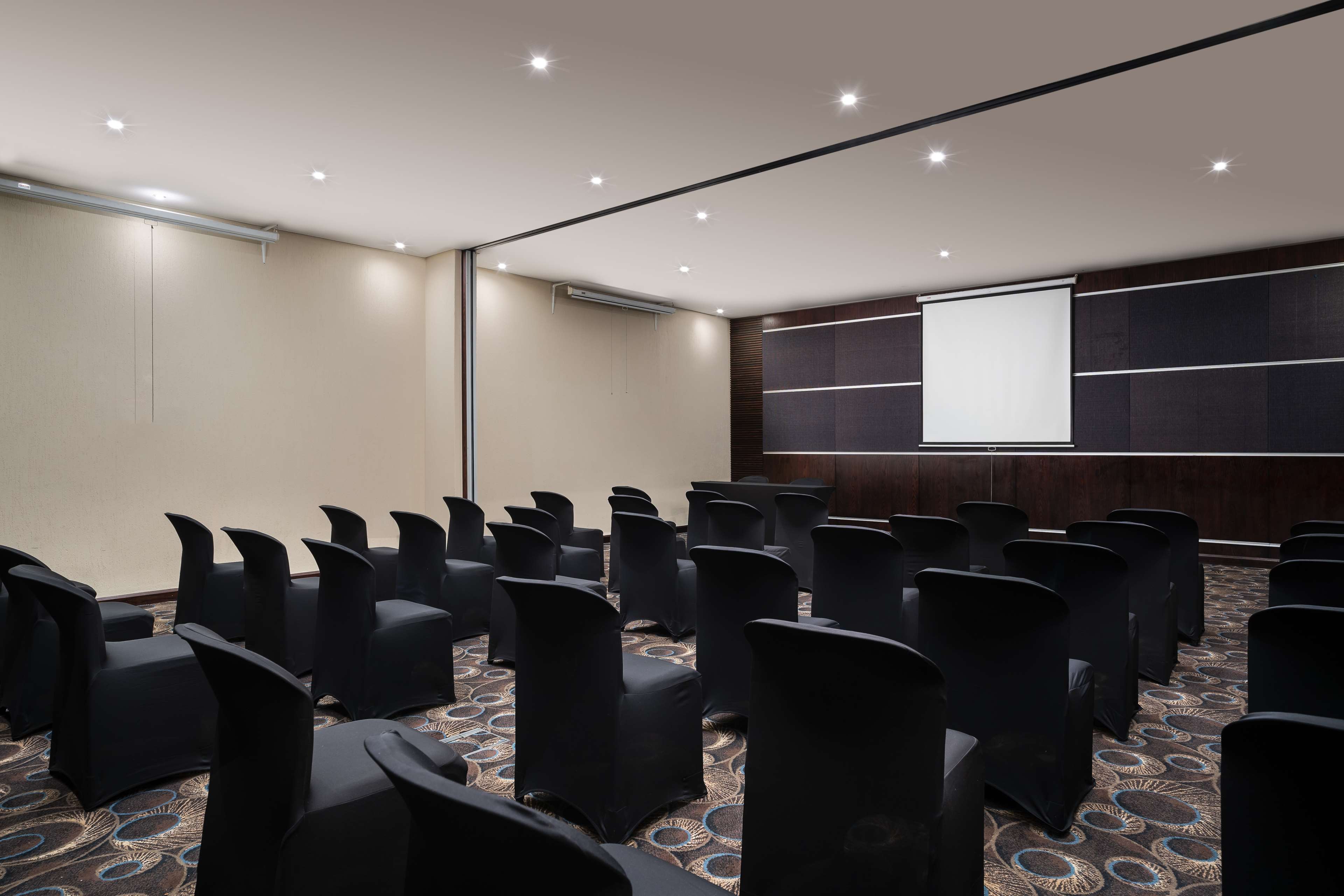 Protea Hotel O.R. Tambo Airport Protea Hotel O.R. Tambo Airport