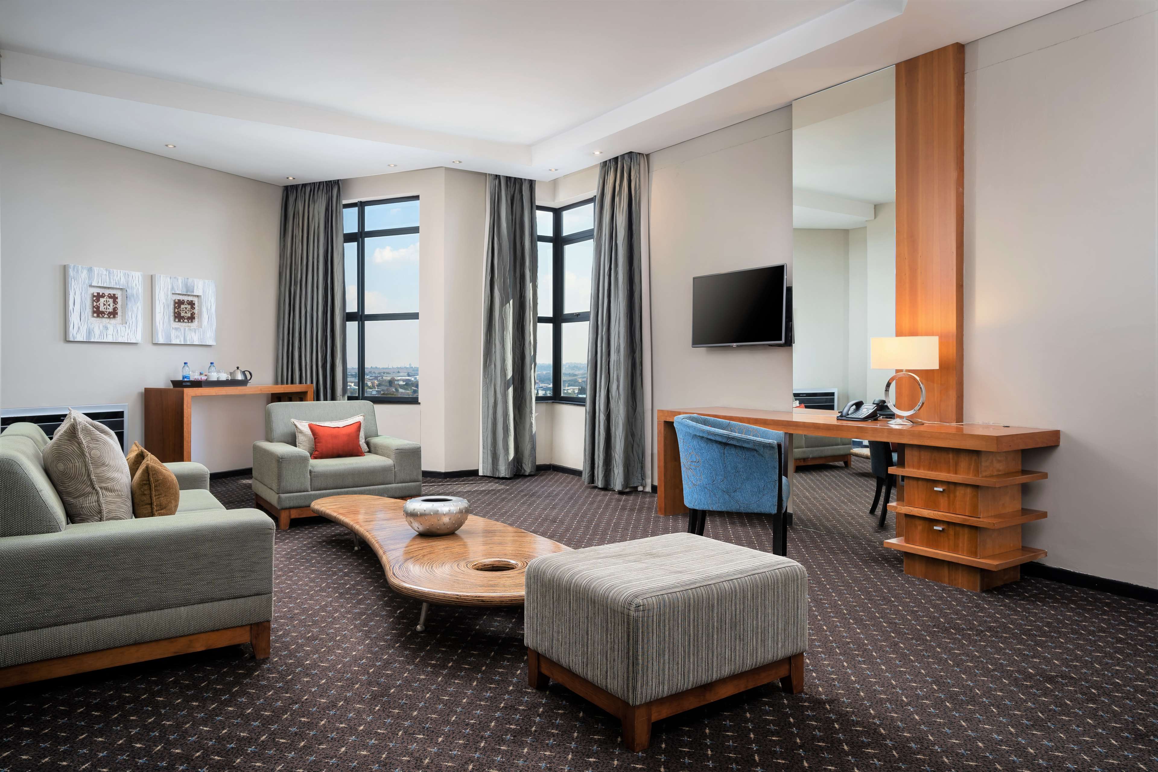 Protea Hotel O.R. Tambo Airport Protea Hotel O.R. Tambo Airport